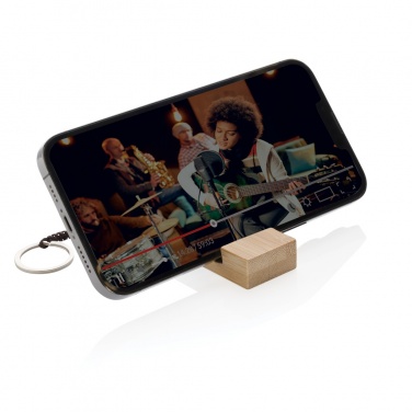 Logotrade Logogeschenke das Foto: Standkey Bambus Schlüsselanhänger Telefonständer