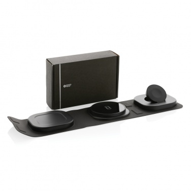 Logotrade Werbeartikel das Foto: Swiss Peak 15W 3-in 1 Wireless-Reise-Charger aus RCS Plastik