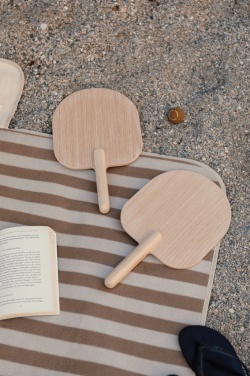 VINGA Miro Beach-Tennis Spiel, Anwendungsbild, braun