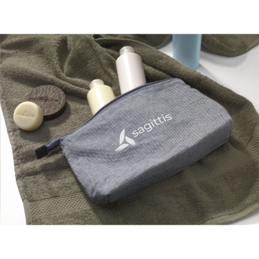Logotrade Geschäftsgeschenke das Foto: Wolkat Safi Kosmetiktasche aus recyceltem Textil