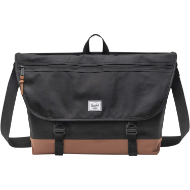 Logotrade Firmengeschenke das Foto: Herschel Cove recycelte Umhängetasche 22,5 L