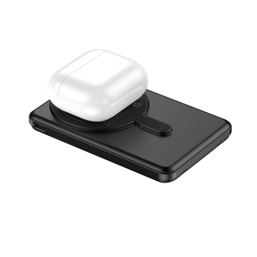 Logotrade Logogeschenke das Foto: Urban Vitamin Redwood 5-in-1 5.000mAh 20W PD magn. Powerbank