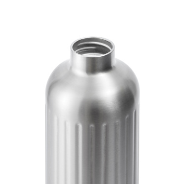 Logotrade Werbegeschenke das Foto: Black+Blum Explorer isolierte Wasserflasche groß, 850ml