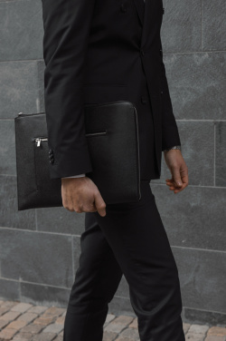 Logotrade Firmengeschenke das Foto: VINGA Bermond 16" RCS Laptop-Sleeve