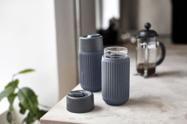 Logotrade Logogeschenke das Foto: Black+Blum Glas-Reisebecher 340ml