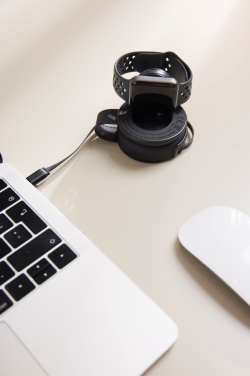 Logotrade Logogeschenke das Foto: VINGA Baltimore 2-in-1 kabelloser 15W RCS Travel Charger