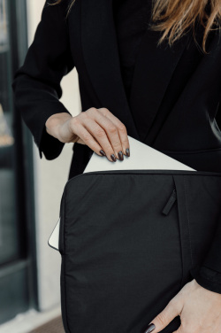 Logotrade werbemittel das Foto: KENTO URBAN 15,6" Laptop-Sleeve aus RCS rec. Nylon