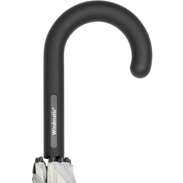 Logotrade Werbegeschenke das Foto: FARE® Windmatic® AC-Midsize-Schirm mit Reflexpaspel mit Logo