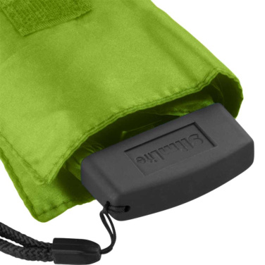 Logotrade werbemittel das Foto: FARE SlimLite® Adventure flacher Minischirm im Etui mit Karabiner mit Logo