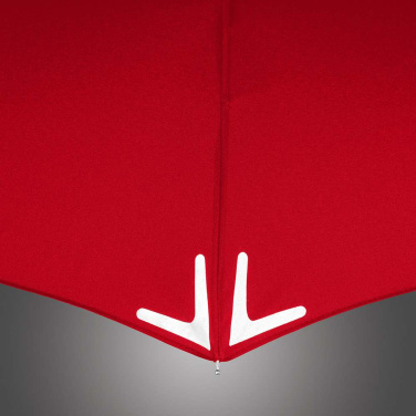 Logotrade werbemittel das Foto: FARE Safebrella® Taschenschirm mit LED-Licht und Reflektoren mit Logo