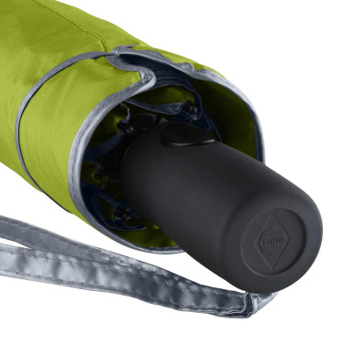 Logotrade Geschäftsgeschenke das Foto: FARE® Doubleface AC-Taschenschirm mit Logo