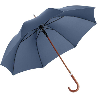 Logotrade Firmengeschenke das Foto: FARE® Collection AC-Golfschirm mit Holzschaft mit Logo