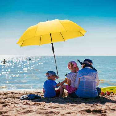 Logotrade werbemittel das Foto: FARE® Travelmate Camper Strandschirm mit Logo