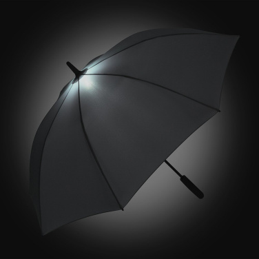 Logotrade werbemittel das Foto: FARE® Skylight® AC-Midsize-Schirm mit LED-Licht mit Logo