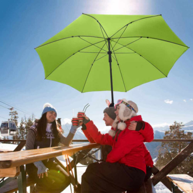 Logotrade Werbegeschenke das Foto: FARE® Sonnenschirm Parasol M, Ø 180 cm mit Logo