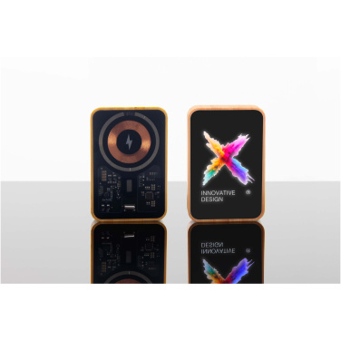 SCX.design P26 15W 5000 mAh MagSafe Powerbank aus Holz, Produktbild (4)