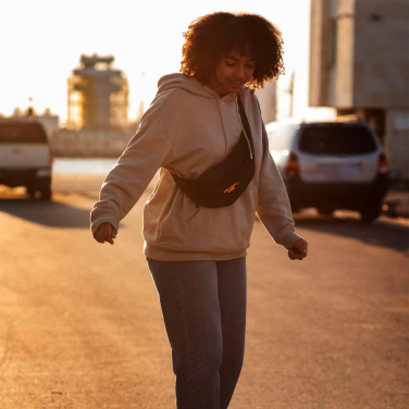 Umhängetasche R-PET 5L, Schwarz, Produktbild (4)