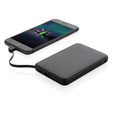 5.000 mAh Powerbank mit integriertem Kabel, Schwarz, Detailansicht (2)