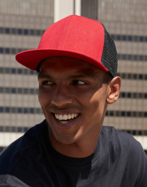 Original Flat Peak 6 Panel Trucker, Klassisches Rot/Schwarz - Beechfield (2)