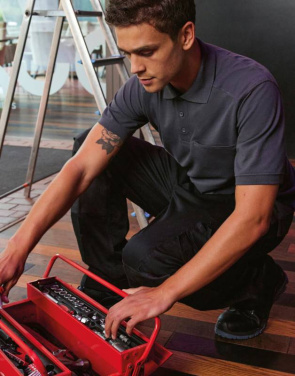 Skill Pro Workwear Pocket Polo, dunkelgrau – B&C Pro (2)