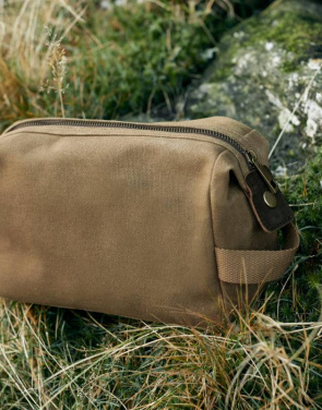 Heritage Waschbeutel aus gewachstem Canvas, schwarz – Quadra (3)