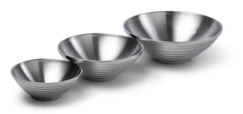 Doppelseitige Stahlschüsseln, 3-teilig – Orrefors Jernverk (1)