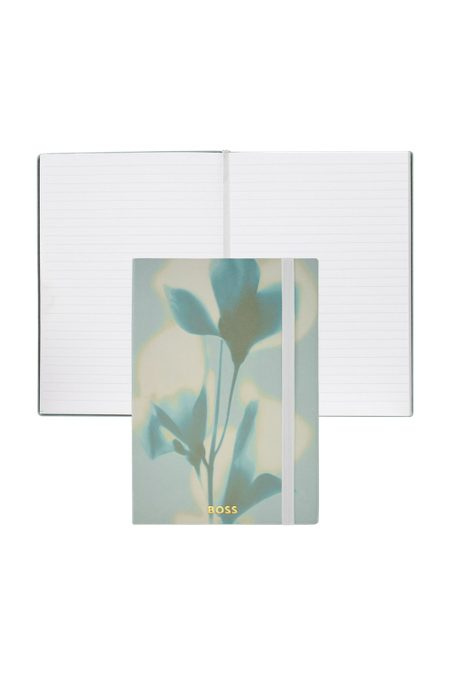 Notizbuch A5 mit holografischem Blumenmuster, hellgrün liniert, Produktbild (1)