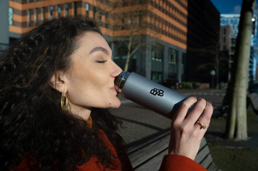 SMART FLASK – smarte Trinkflasche, Produktbild (2)