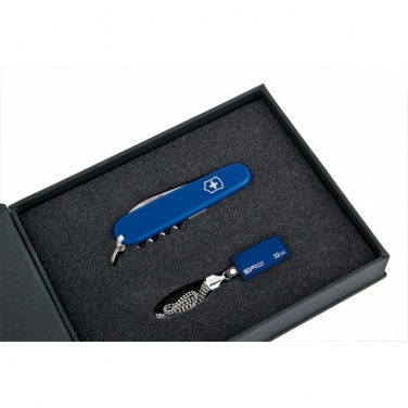 Logotrade promotional giveaway image of: Elegant giftset in blue colour  8GB	color blue