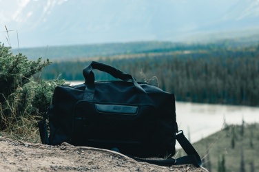 Logo trade promotional merchandise photo of: Swiss Peak AWARE™ RPET Voyager weekend bag