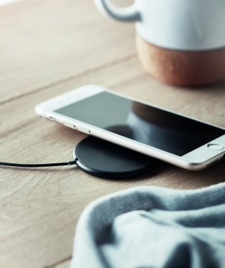 Logotrade promotional merchandise picture of: Magnetic wireless charger 10W