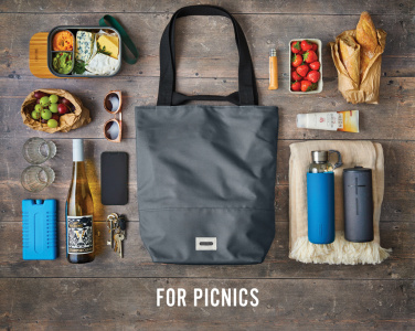 Logotrade corporate gifts photo of: Black+Blum 16L Insulated Tote/ Cooler Bag