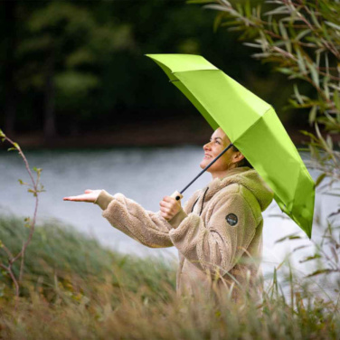 FARE® ÖkoBrella Automatic Pocket Umbrella with Wooden Handle with Your Logo, lime (waterSAVE®) – detail view 3