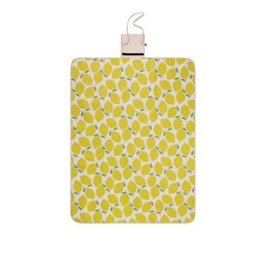 VINGA Arwe GRS picnic blanket, yellow, detail view (2)
