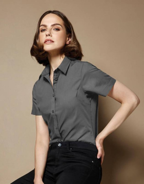 Women's Tailored Fit Poplin Shirt SSL, Graphite – Kustom Kit (2)