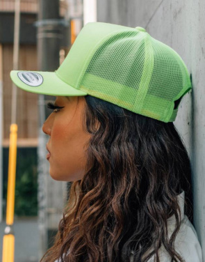 Neon Retro Trucker, Neon Orange – Flexfit (4)