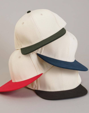 Contrast Flat Peak 6 Panel Cap, natural/navy – Beechfield (4)