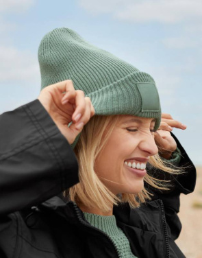 Deep Cuffed Tonal Patch Beanie, Peach – Beechfield (3)