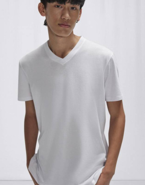 #E150 V T-Shirt, Soft Rose – B&C (2)