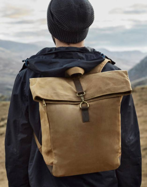 Heritage Waxed Canvas Backpack, black – Quadra (2)