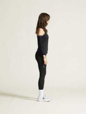 ADV Essence Singlet 2 W, Black - Craft (3)