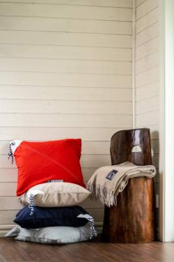 Pillowcover Yacht, Red - Lord Nelson Victory (3)