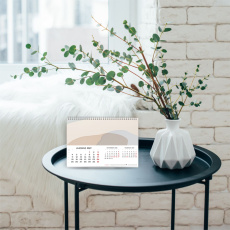 Desk calendar A5 2027