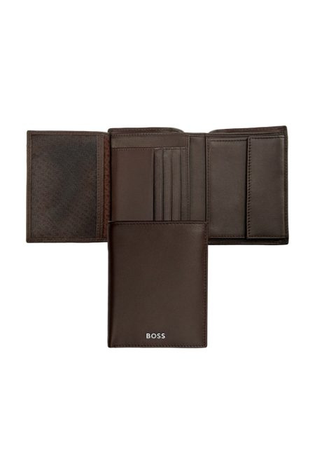 Money wallet with flap Classic Smooth Brown, product image (1)