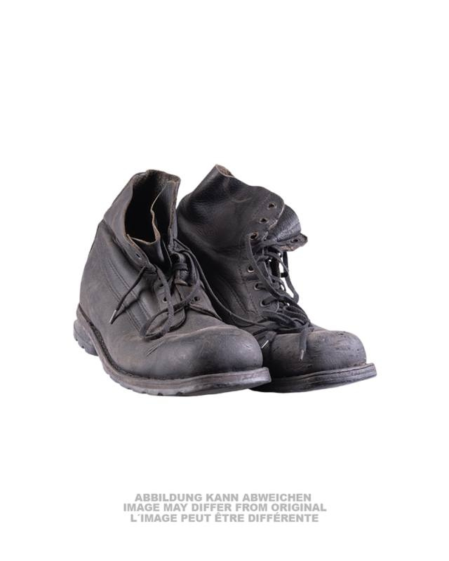 Wehrmacht lace-up shoes with rubber soles (Swedish) Used - Mil-Tec (1)