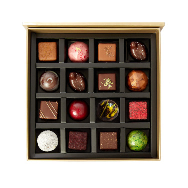 Golden chocolate gift box with Christmas bells – 16 chocolates, product image (3)