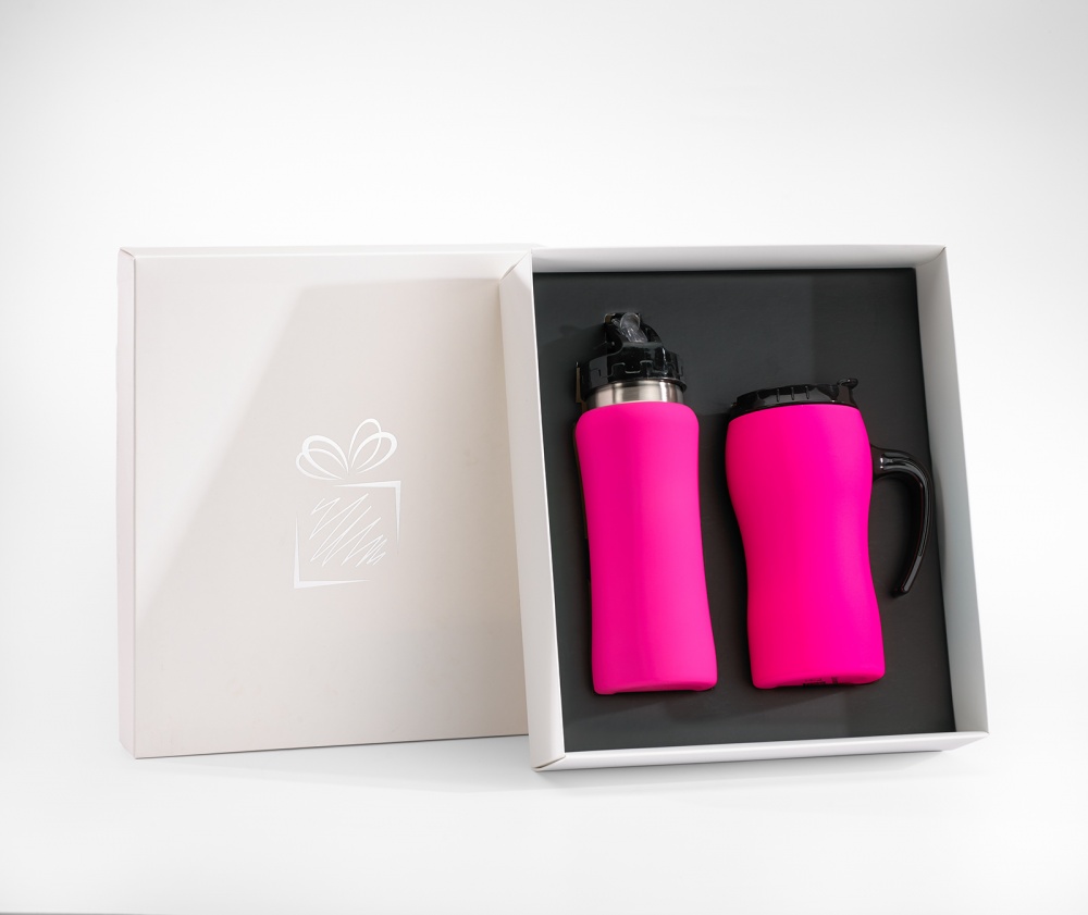 Logotrade ärikingi foto: Komplekt: joogipudel ja termokruus Colorissimo, roosa
