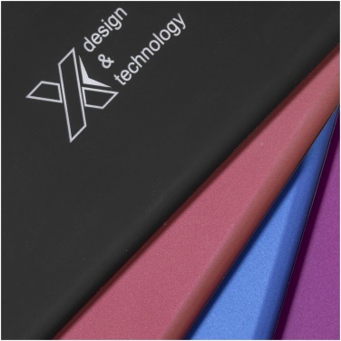SCX.design P15 5000 mAh helendava logoga akupank, punane – detailvaade 5
