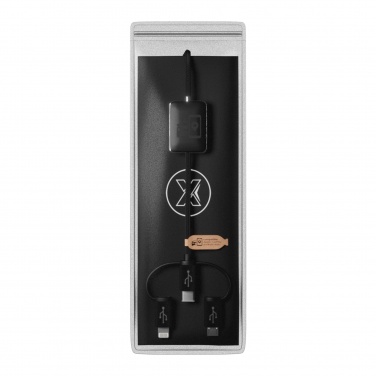 SCX.design C48 CarPlay 5-in-1 helendava logoga laadimis- ja andmekaabel – detailvaade 4