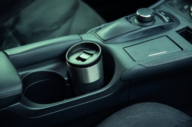 Logotrade firmakingituse foto: Nõudepesumasinas pestav vaakumkohvikruus